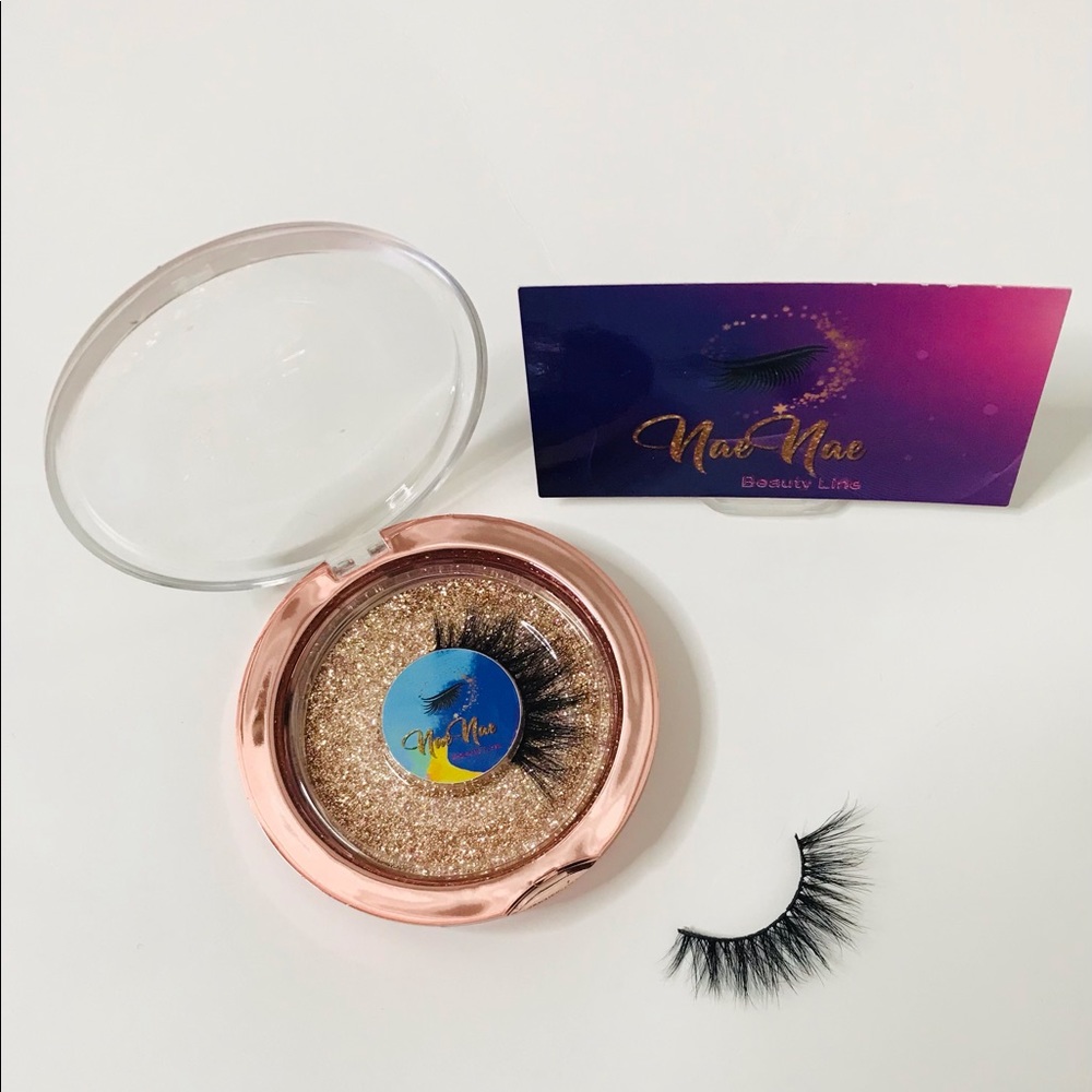 NWT- 3D Mink Lashes